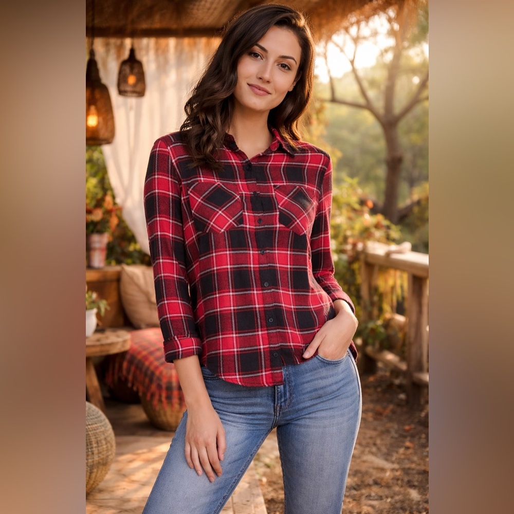 Forever 21 Red and Black Plaid Button-Down Shirt